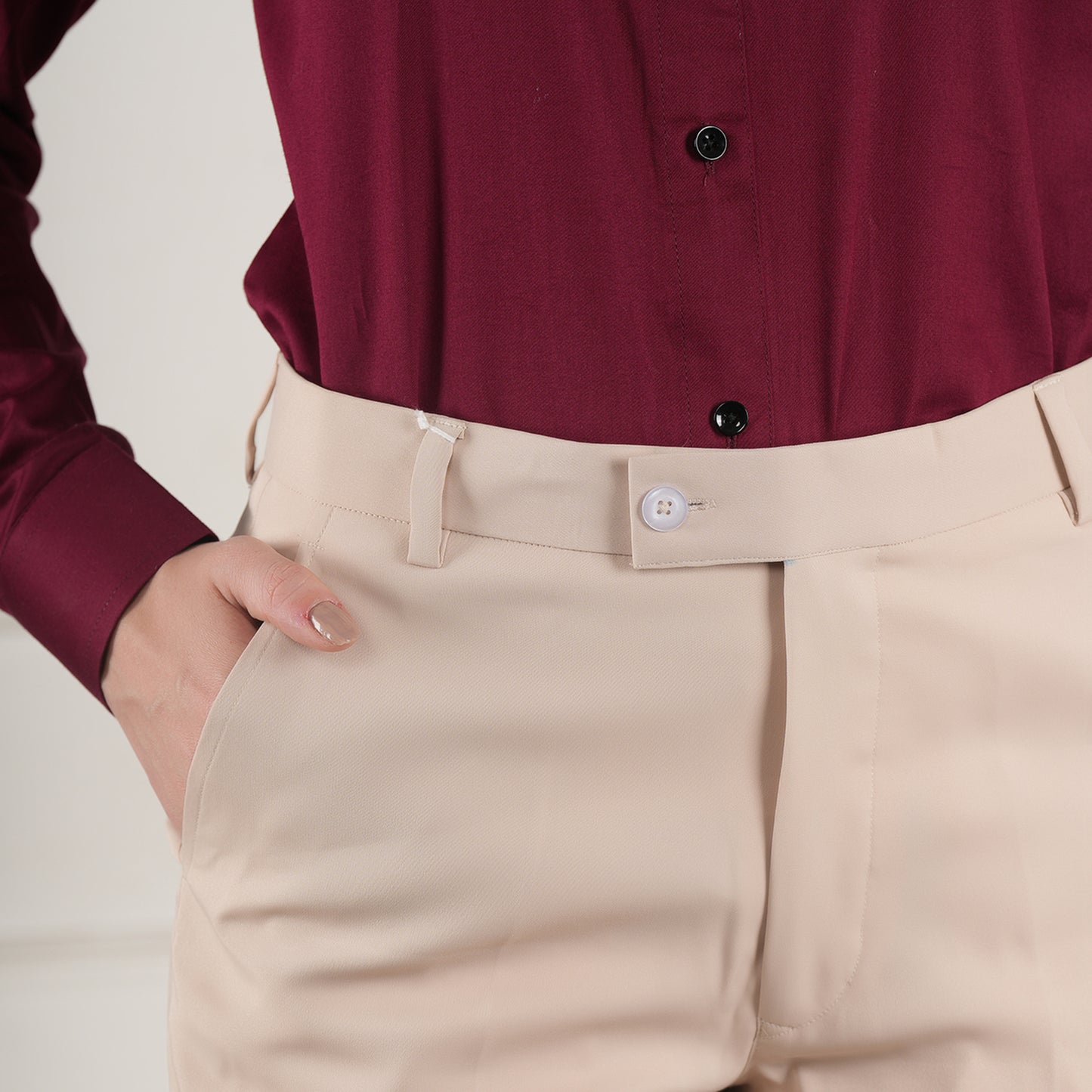 Crimson Clarity – Women’s Tailored Shirt by Stylus Aeternum