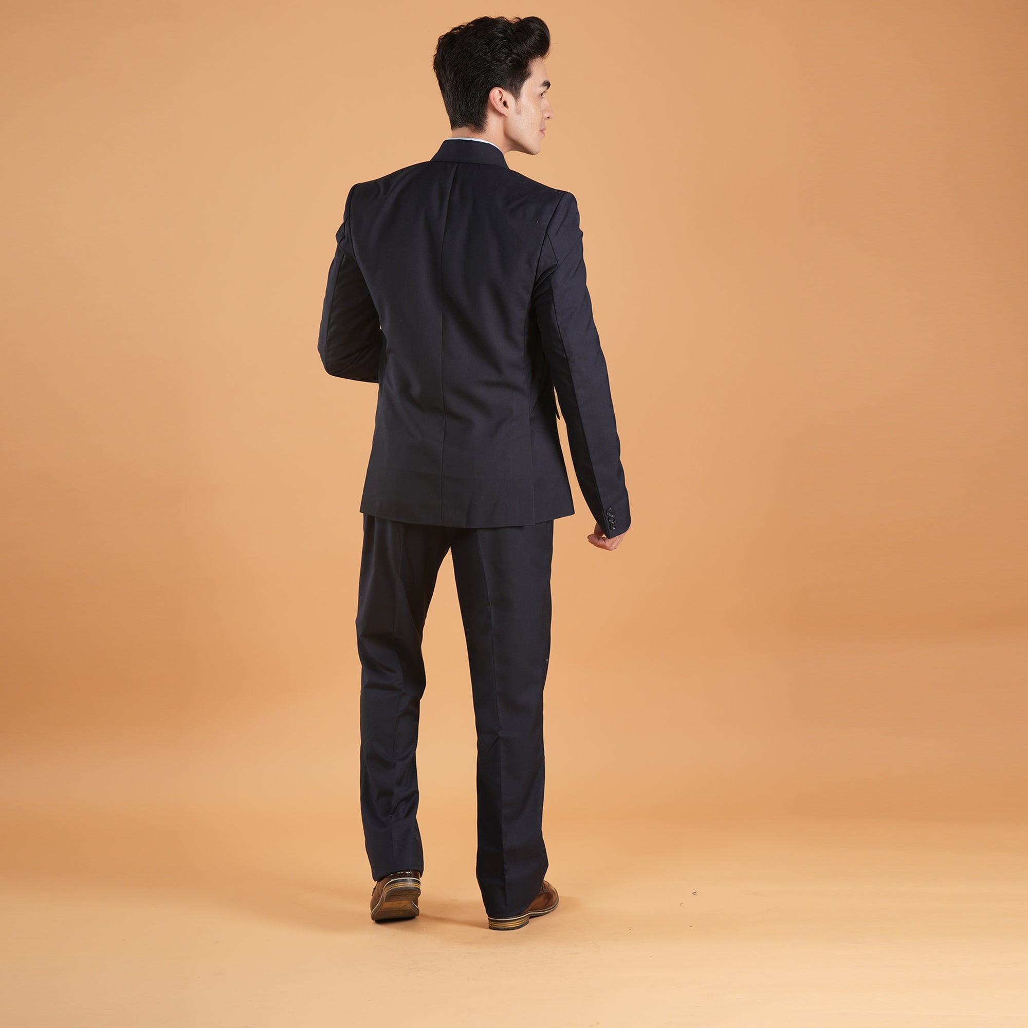 Midnight Authority – Double-Breasted Suit by Stylus Aeternum